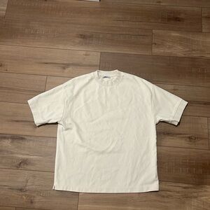 Zara Men's Off-White Short Sleeve Tee